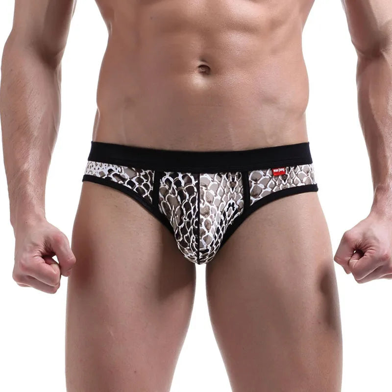 Breathable Men’s Underwear – Camouflage Briefs for Confidence