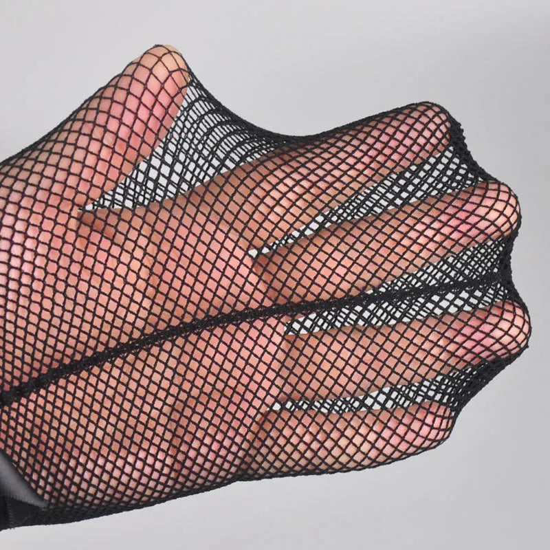 Bow-Kissed Seduction – Cuban-Back Fishnet Tights