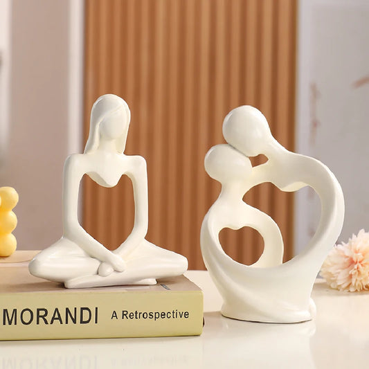 Nordic Abstract Couple Statue – Modern Art Figurine for Wine Cabinet, TV Stand & Home Décor