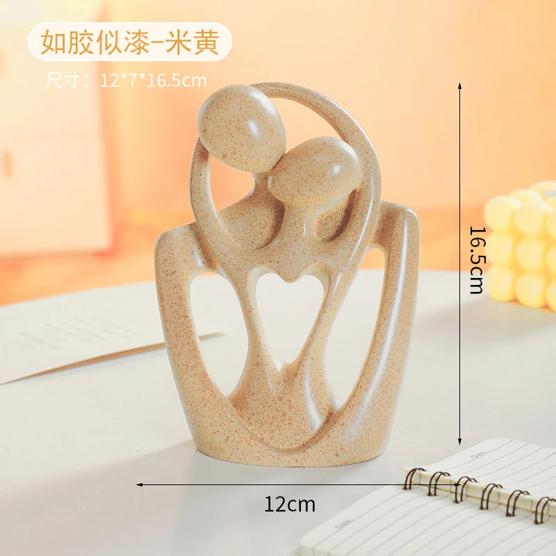 Nordic Abstract Couple Statue – Modern Art Figurine for Wine Cabinet, TV Stand & Home Décor