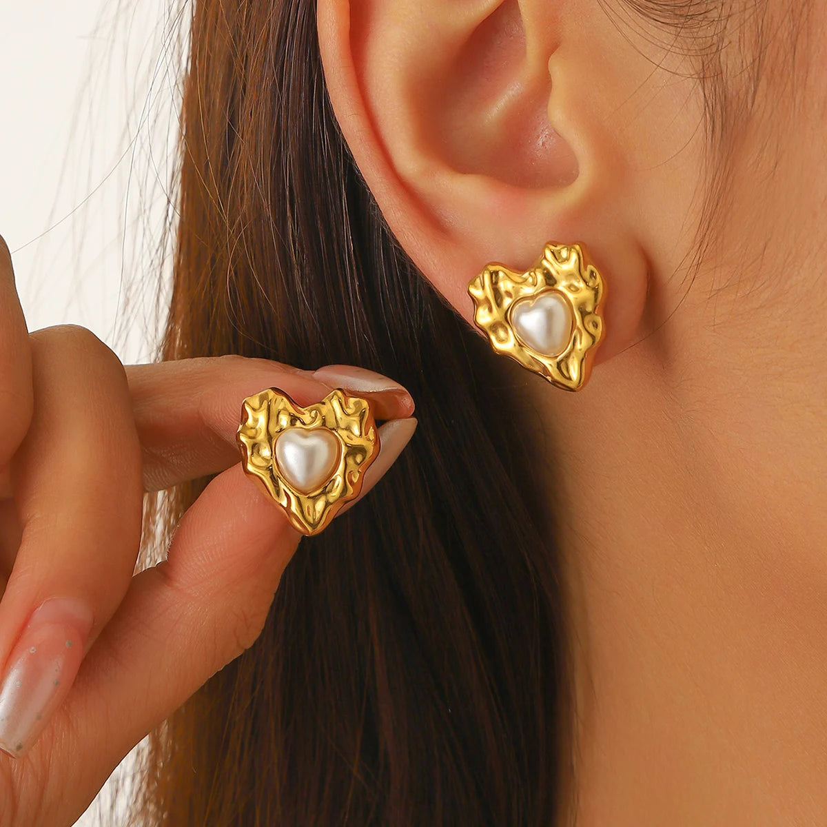 Golden Irregular Heart Pearl Jewellery Set