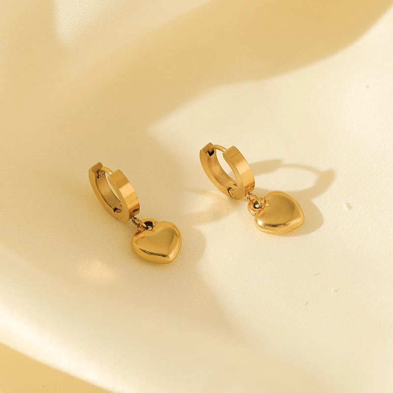 Radiant Love 18K Gold Jewellery Set