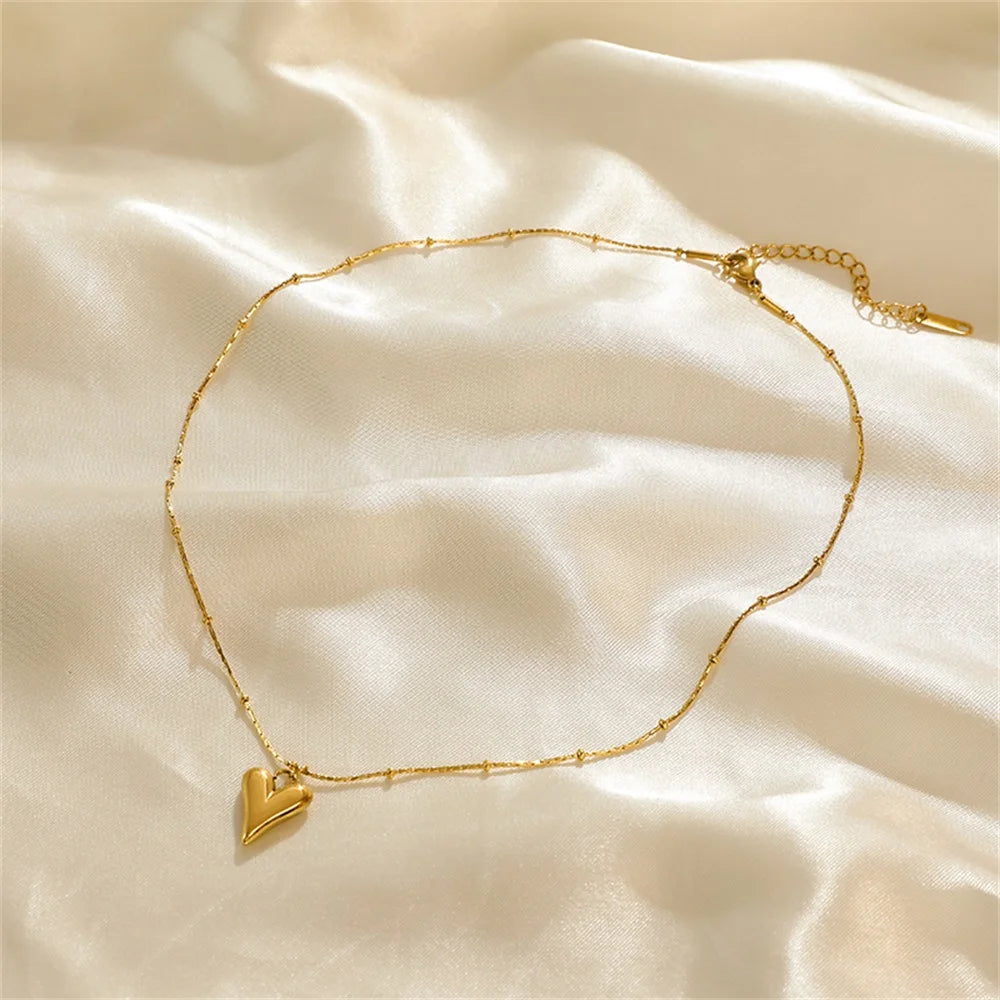 Radiant Love 18K Gold Jewellery Set