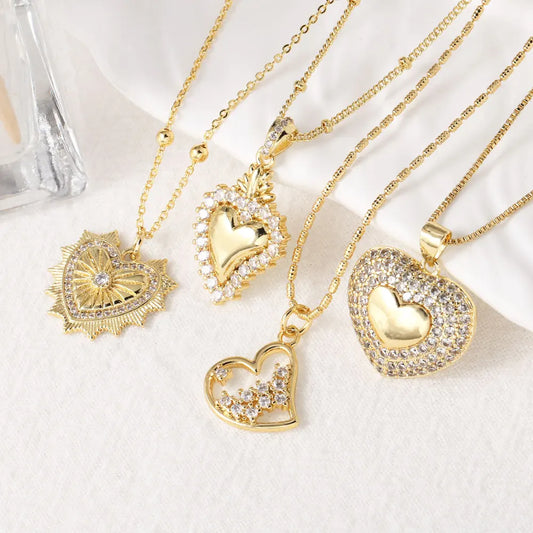 Elegant Gold-Plated Heart Crystal Necklace – Shiny Short Chain Jewelry Gift for Women