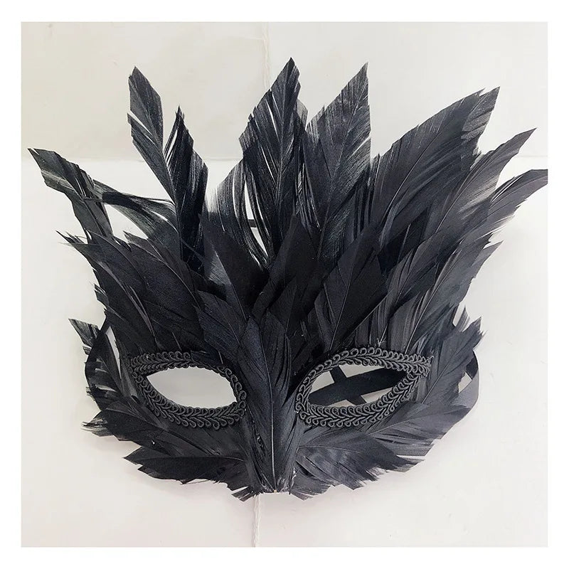 Seductive Eagle Feather Mask – Sexy Bird-Inspired Cosplay & Masquerade Mask
