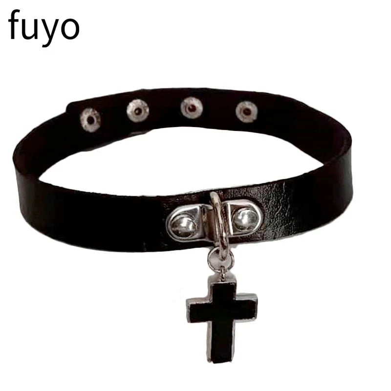 New Spike Choker Necklaces Punk Faux Leather Collar For Women Men Cool Big Rivets Studded Chocker Necklace Goth Style Accessori