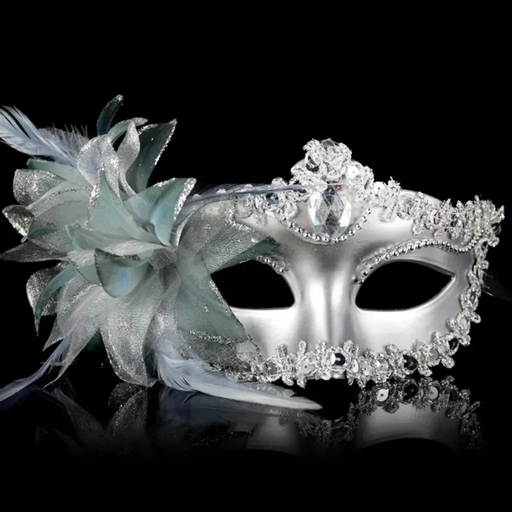 Sexy Venice Cosplay Mask – Erotic Masquerade Princess Eye Mask with Feathers & Luxury Floral Details