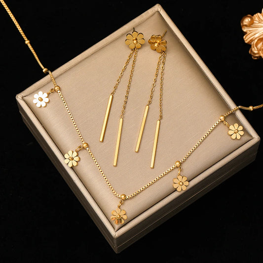 Golden Heart Waterproof Jewellery Set