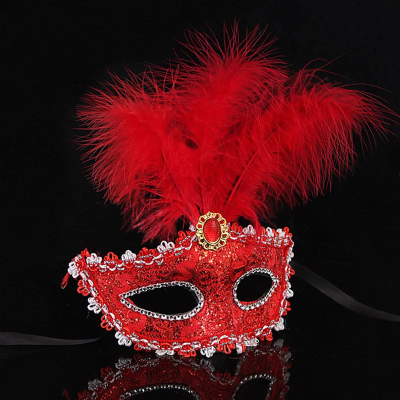 Enchanting Eye Mask – Lace, Feather, and Diamond Applique for Carnival, Halloween & Masquerade Cosplay
