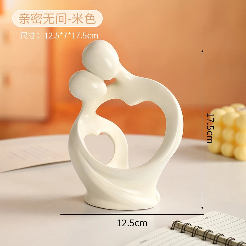 Nordic Abstract Couple Statue – Modern Art Figurine for Wine Cabinet, TV Stand & Home Décor