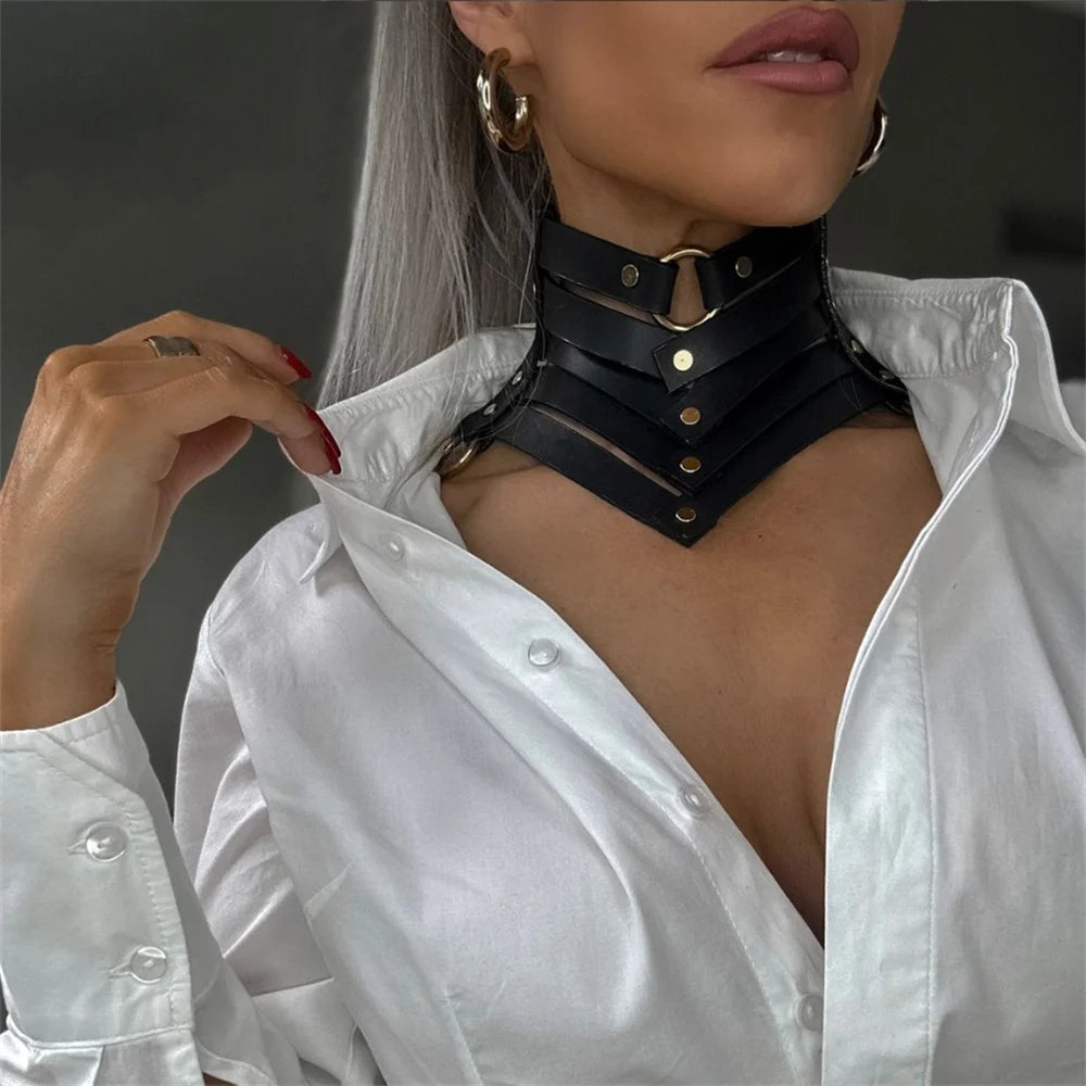 Black Sexy Trendy Rock Gothic Neck Collar Necklaces Jewelry Gothic Leather Belt Rivets Harajuku Punk Choker Necklace for Women Gift