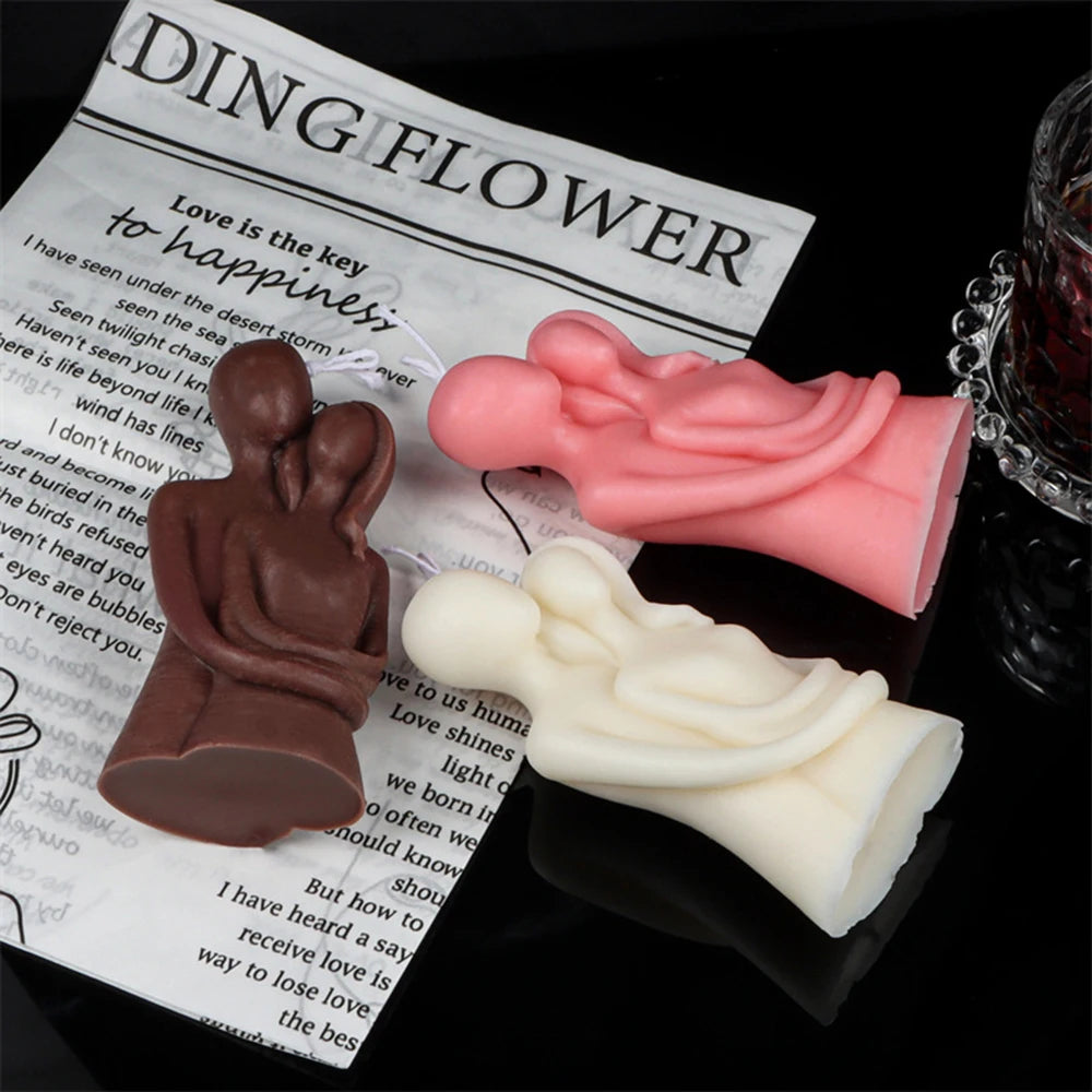 Abstract Couple Hugging Soy Wax Candle – Aromatherapy Scented Decorative Candle for Home, Weddings & Gifts