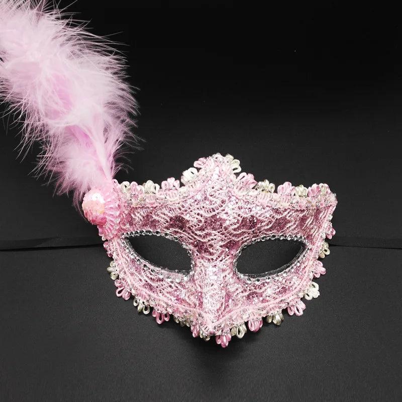 Seductive Lace & Feather Mask – Elegant Half Face Cover for Cosplay, Masquerades & Party Costumes