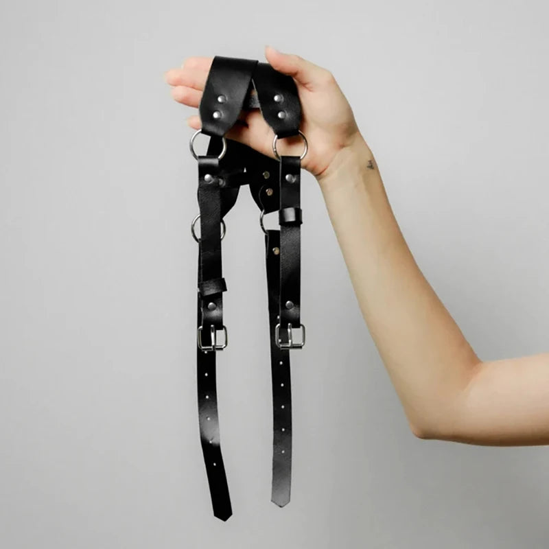 Seduction Starts with a Look… or the Lack of One.