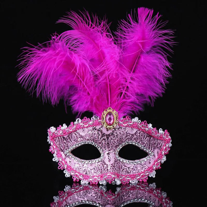 Enchanting Eye Mask – Lace, Feather, and Diamond Applique for Carnival, Halloween & Masquerade Cosplay