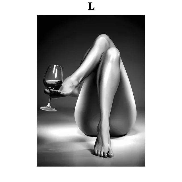Champagne Elegance – Black & White Beauty Art