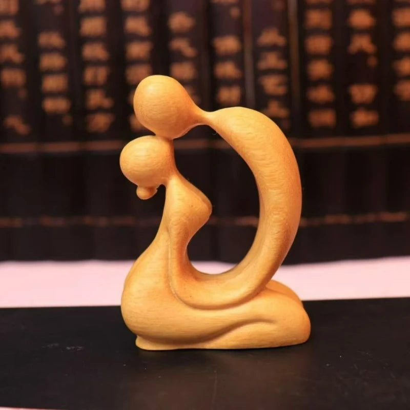 Handcrafted Wooden Boxwood Couple Figurines – Realistic Miniature Carvings for Home Décor & Unique Gifts