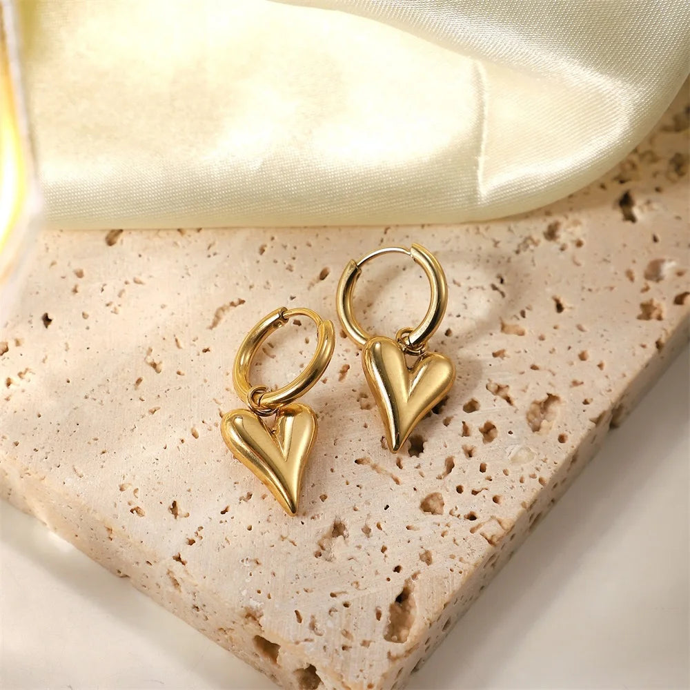 Radiant Love 18K Gold Jewellery Set