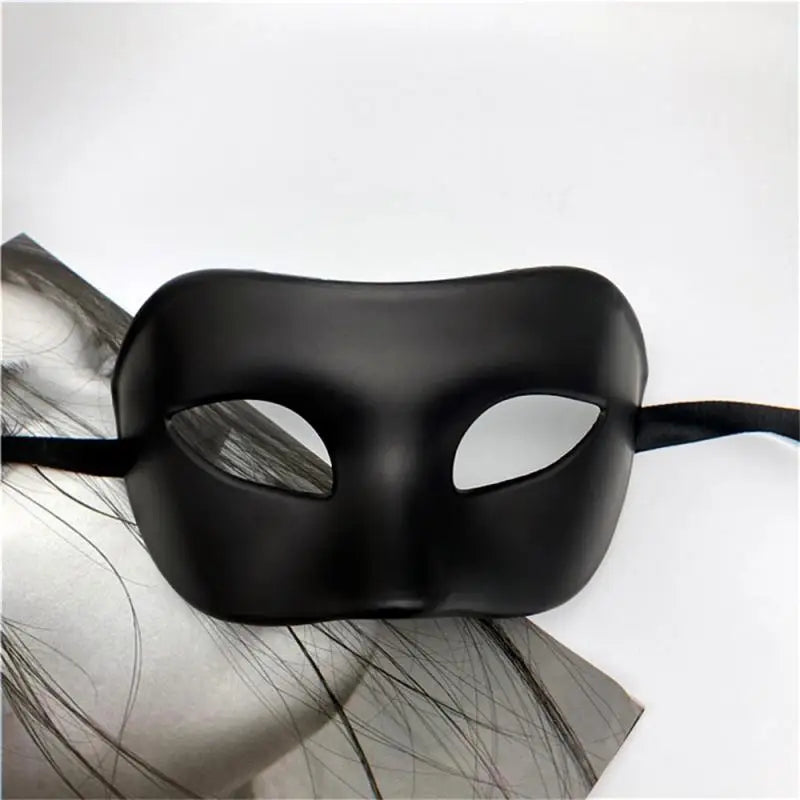 Masquerade Mask for Men and Women – Retro Pattern Solid Colour for Mardi Gras, Costume Parties, Weddings, and More