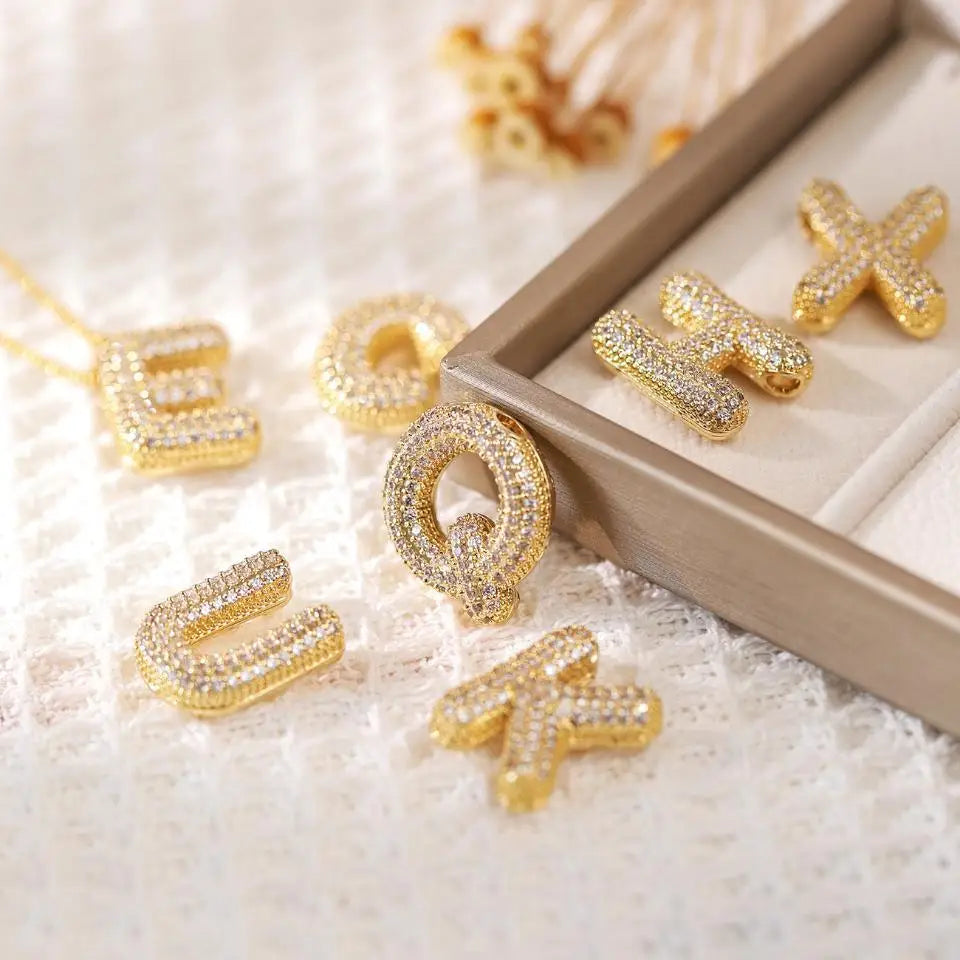 Gold-Plated Zircon Initial Necklace – A–Z Balloon Letter Pendant, Minimalist Collarbone Chain for Women